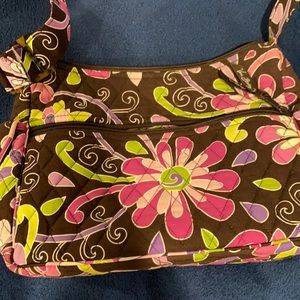 vera bradley cross body bag. no rips!!